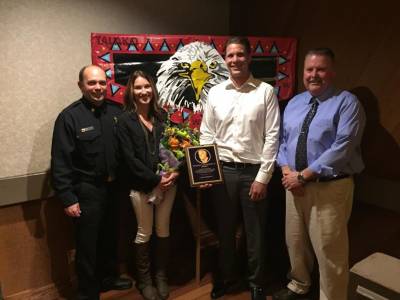 Captain Gavin Illingworth Receives the 2016 "William H. Spurgeon III Award"